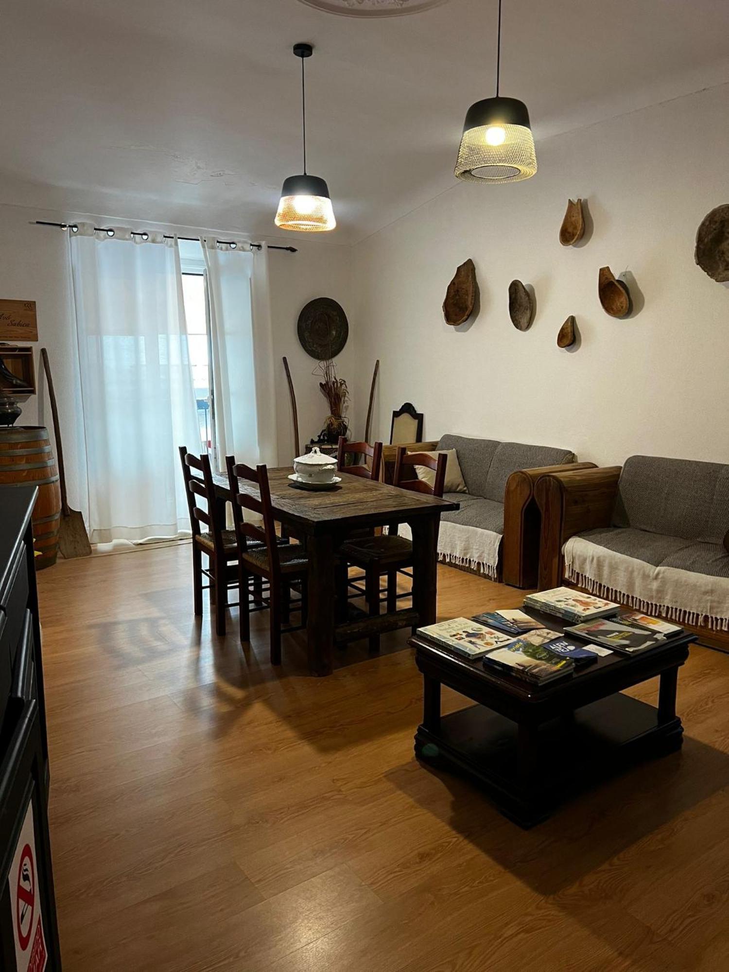Avis Guesthouse ايفورا المظهر الخارجي الصورة